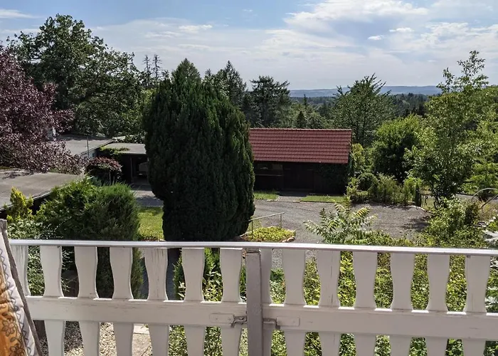 Weissevilla Friedrichsbrunn Weisse Haus Дом отдыха