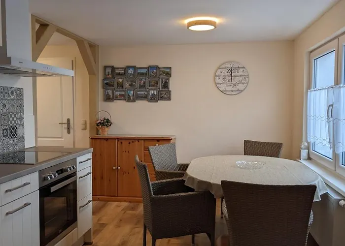 Weissevilla Friedrichsbrunn Weisse Haus Casa vacanze Thale